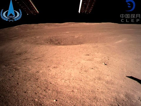 Aterriza nave china en la cara oculta de la Luna