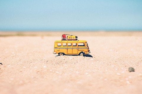 Cómo encontrar un acompañante para viajar al extranjero