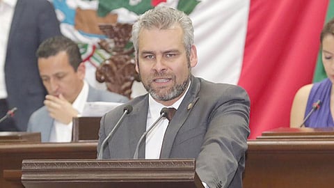 El diputado argumentó que Luis González y González merece figurar en el Salón de Pleno junto al de otros próceres (Foto Cortesía)