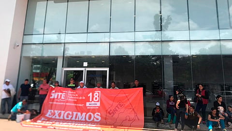 La Secretaría de Educación en el Estado (SEE), informó que no cubrirá pagos a personas que carecen de una relación formal laboral con la dependencia (Foto: Cortesía)