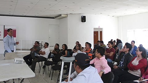 El curso lo impartió el personal de SEFECO en alianza con Sí Financia (Foto Cortesía)