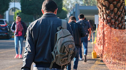 En México, alrededor de 30 por ciento de los jóvenes entre 15 y 17 años están fuera de la escuela (Foto: Archivo)