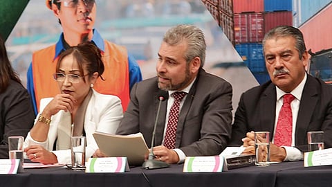 Sustituir las Zonas Económicas Especiales por la política de Zona Libre Fronteriza implica dejar de ser testigos de la riqueza, y convertirnos en protagonistas de un desarrollo más justo, abundó (Foto Cortesía)