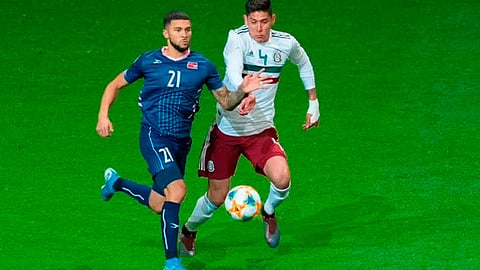 Lo más destacado de la noche fue la aparición de una mascota en pleno juego (Foto: @miseleccionmx)