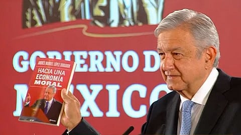 Apenas fue el pasado martes que el mandatario presentó su obra (Foto: captura de video)