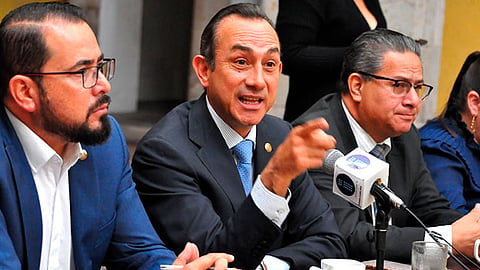El líder perredista hizo un llamado a las Comisiones del Poder Legislativo para que dictaminen los 396 asuntos que están pendientes (Foto Cortesía)
