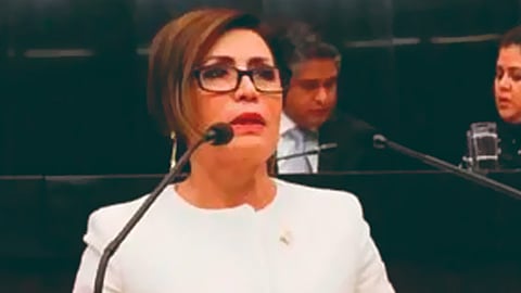 Robles pidió que le autoricen llevar su proceso penal fuera de prisión porque en los últimos días ha presentado fiebre, tos seca y dolor de cabeza (Foto: @rosarioroblesberlanga)