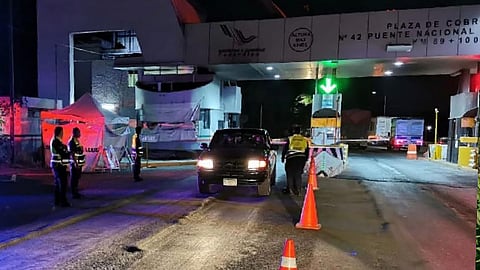 Elementos de la Policía Michoacán en conjunto con autoridades estatales y federales, realizan tareas de proximidad social (Foto: Cortesía)