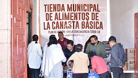 En la tienda se ofrecen productos no perecederos de la canasta básica (Foto: Cortesía)