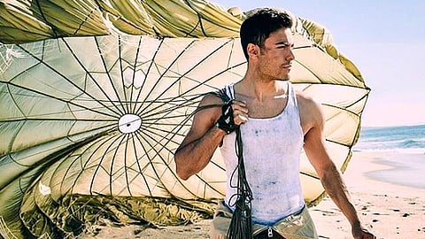 El look de Carlos Rivera no se lo habíamos visto (Foto: _carlosrivera)