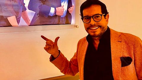 Esta foto es como las que ha subido también Pedrito Sola a sus redes sociales en las que deja ver que es todo un galán (Foto: juanjoseorigel)