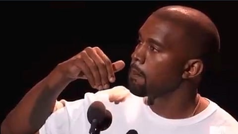 El esposo de Kim Kardashian apoyó a las familias de ciudadanos afroamericanos que fueron asesinados por policías (Foto: captura TW/ @kanyewestBR)
