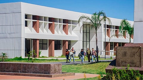 La rectora aseguró que en la Universidad Tecnológica se reprueba cualquier conducta que tenga como resultado el acoso o la violencia (Foto: ut-morelia.edu)