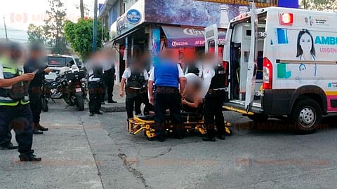 Unos tipos interceptaron a la dama y pretendieron despojarle una suma de dinero (Foto: RED-113)