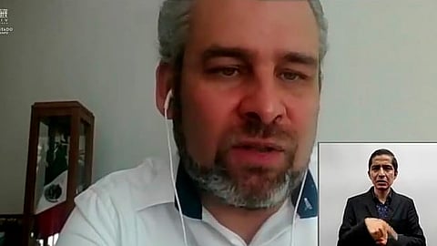 La nueva ley que propone el morenista establece la vida privada como toda actividad de una persona que es intrascendente para el público en general (Foto: Captura de pantalla)
