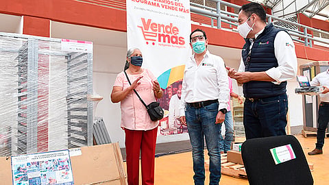 Con aportaciones del Gobierno del Estado, del federal y de los municipios, mediante Vende Más, se ha apoyado a 710 microempresas con un monto de 12 millones 70 mil pesos (Foto Cortesía)
