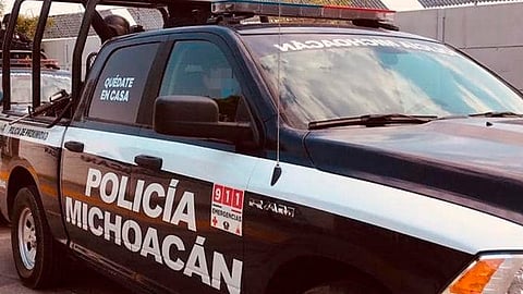 Los detenidos tenían en su poder varios envoltorios con droga (Foto Facebook: Secretaría de Seguridad Pública de Michoacán)