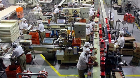 Carlos Barajas reconoció que, aunque no han cerrado ni perdido fuentes de empleo, las empresas han tenido que disminuir las operaciones (Foto: Gaceta económica)