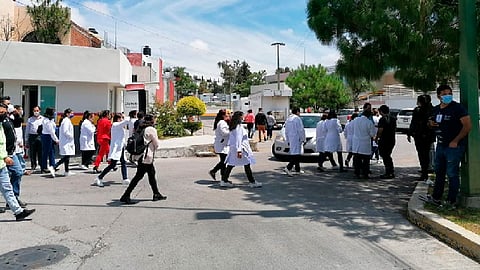 En equipo de protección se invirtieron alrededor de medio millón de pesos, N-95, guantes y caretas (Foto Facebook: Secretaría de Salud de Michoacán)