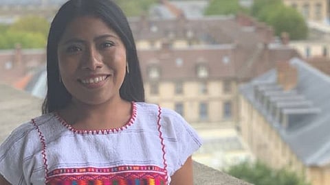 “No tenemos que negar quienes somos para ser aceptados en la sociedad", dijo en un video Aparicio (Foto IG: Yalitza Aparicio)