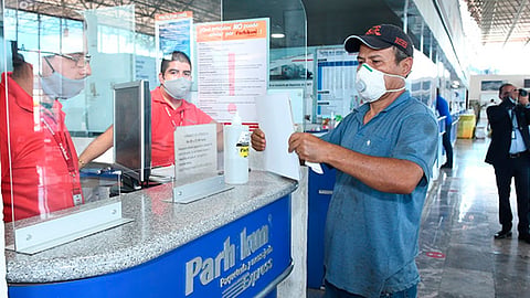 Entre las acciones que se han implementado, está la colocación de estaciones para el lavado de manos con dispensador automático, entre otras (Foto Cortesía)