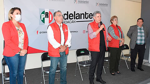 Juan Bernal, lanzó una invitación a trabajar codo a codo más allá de las expresiones políticas en favor del partido (Foto Cortesía)