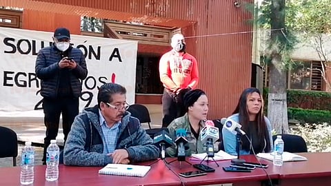 "Nuestra lucha es por un trabajo digno, no es un delito, es un derecho y no se dará marcha atrás, seguiremos organizados, esto apenas comienza", dijeron (Foto: Aned Ayala)