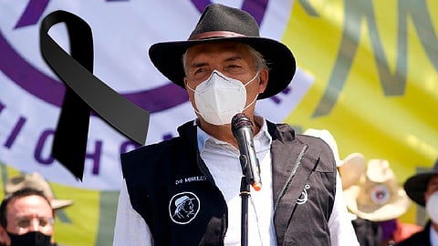 Mireles Valverde ganó popularidad en el 2013, cuando formó parte del movimiento de las autodefensas (Foto: FB/DrMirelesOficial)