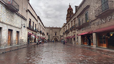 “La Cerrada de San Agustín”, el templo, el convento y la plaza del mismo nombre fueron parte fundamental del Centro Histórico de Morelia (Foto: captura de pantalla/Google Maps)
