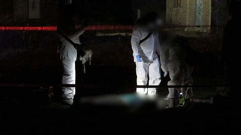 Unas personas hallaron a un muchacho inerte sobre la calle El Llano (Foto: RED-113)