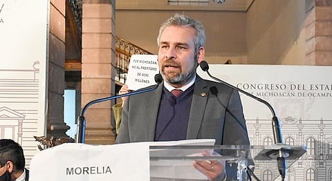 Aprobar una reforma para hacer legal la deuda que ya fue contratada por el mandatario michoacano es inconstitucional, señaló Ramírez Bedolla (Foto Cortesía)