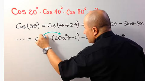 Julioprofe es conocido por los estudiantes por sus famosas clases de matemáticas (Fotograma/YT/Julioprofe)