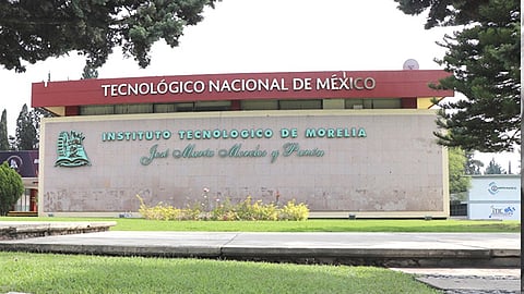 Del lunes 8 hasta el viernes 12 se realizará la exposición de las ingenierías y licenciaturas (Foto Archivo)