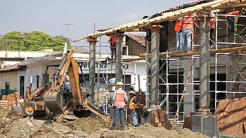 Para una ciudad como Huetamo la arquitectura original de estos portales es algo extraordinario, es una riqueza que hoy estamos intentando recuperar, afirmó el gobernador (Foto Cortesía)