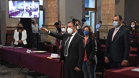 Publican Acuerdo para dejar sin efectos toma de protesta de Marco Bravo, pero mantienen su designación
