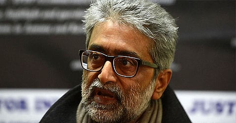 पत्रकार गौतम नौलखा