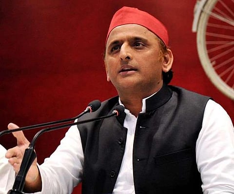 दलित दिवाली ट्वीट पर सोशल ट्रोल हुए पूर्व सीएम अखिलेश यादव