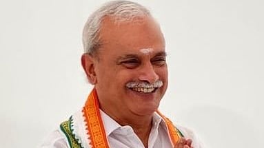 V Vaithilingam