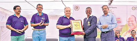 SRM varsity V-C Manoj Arora presenting memento to Nagapuri Ramesh I Express