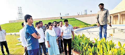 Special Chief Secretary Y Srilakshmi, along with Vijayawada Municipal Corporation (VMC) Commissioner Swapnil Dinkar Pundkar, inspected the Ambedkar Smriti Vanam on Monday.