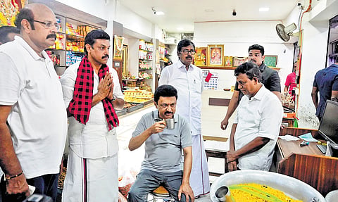 Stalin at a tea shop during his campaign in Thanjavur on Saturday