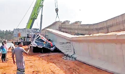 The bridge that collapsed near Kumta