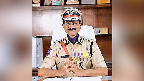 It may be mentioned here that after Prabhakar Rao had retired from service on June 30, 2020, he was appointed as SIB chief the same day by the then government for a period of three years.