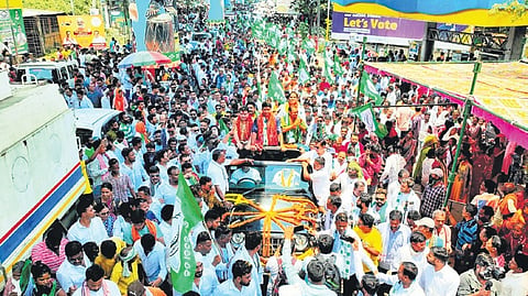 Pranab Prakash Das and Rohit Pujari proceed in a massive rally to file nomination in Sambalpur on Tuesday