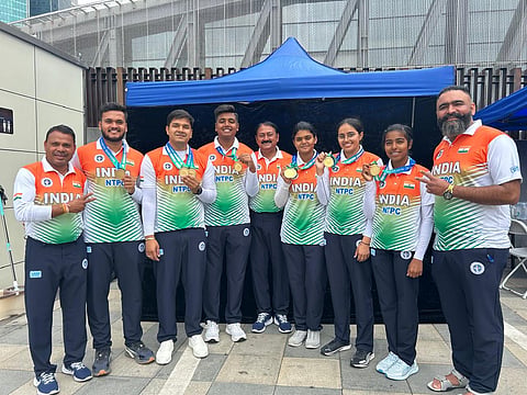 Indian compound team in Shanghai