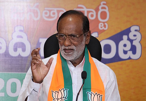 BJP Member of Parliament Dr K. Laxman has urged the government to declare a national holiday on the birth anniversaries of Bhagwan Rishabdev and Bhagwan Mahavir.