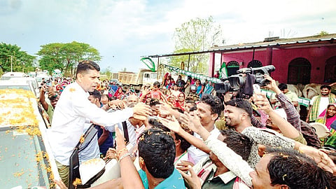 VK Pandian holding a roadshow in Ganjam on Tuesday | Express