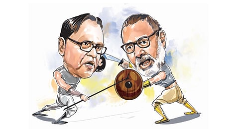 Awadhesh Kumar Rai
and Giriraj Singh (R)