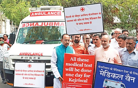 Vijay Goel leaves for CM’s residence to mock his plea seeking an extension of bail