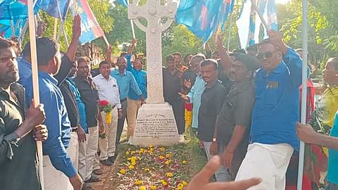Activists garlanding the portrait of Vanchinathan at Vanchi maniy